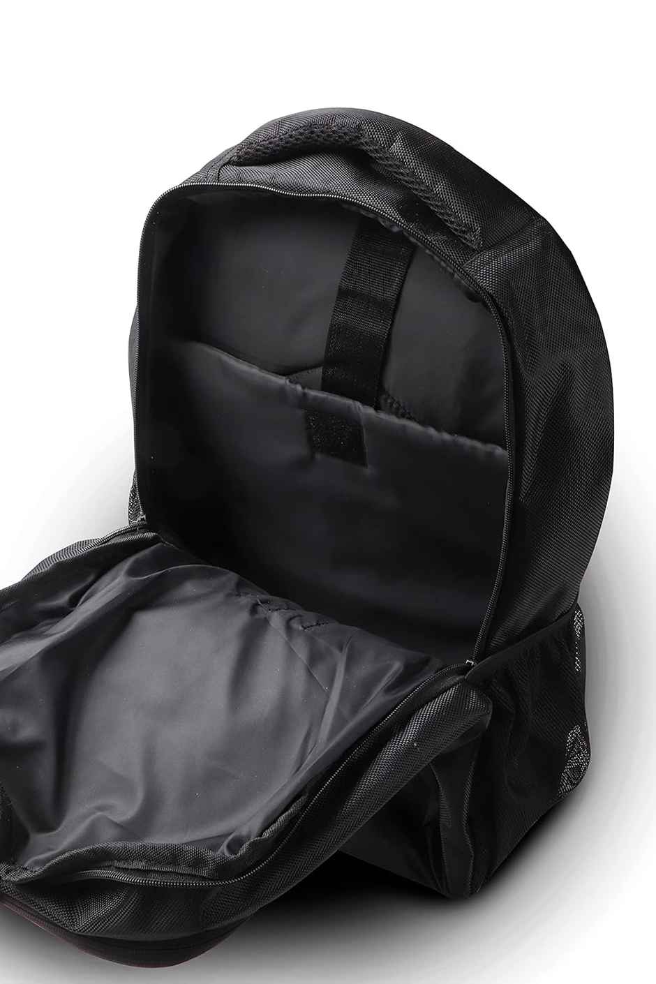 Police Men's Solid Nylon 20 L Top Handle Backpack | Black - M
