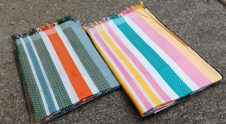 Super Soft Bath Towel (163cm x 81cm) - Assorted Colors & Designs