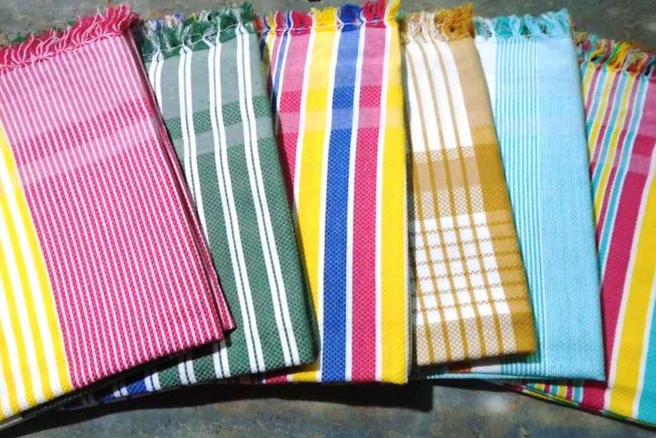 Super Soft Bath Towel (163cm x 81cm) - Assorted Colors & Designs