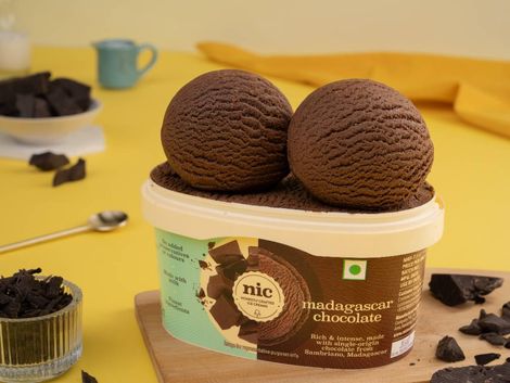NIC Madagascar Ice Cream Tub