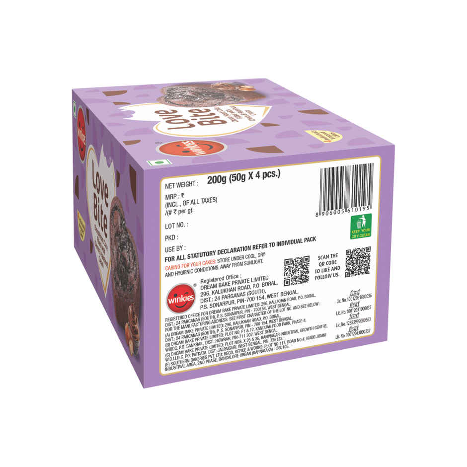 Winkies Love Bite | Choco Heart Cake Filled With Choco & Hazelnut Cream