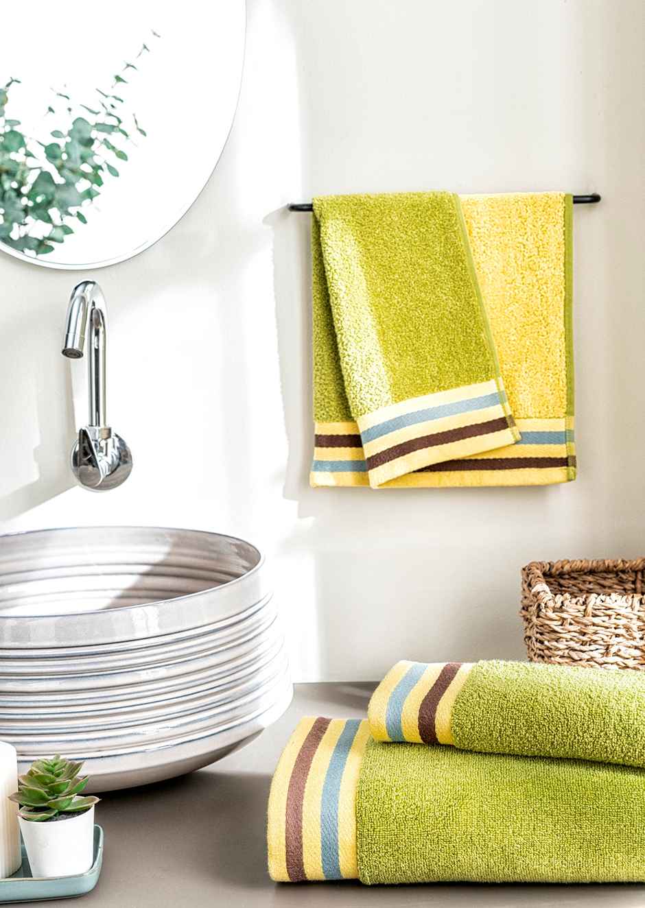 D'Decor Zero Twist Premium Cotton Hand Towel | High Absorbency | Green Lemon Multi