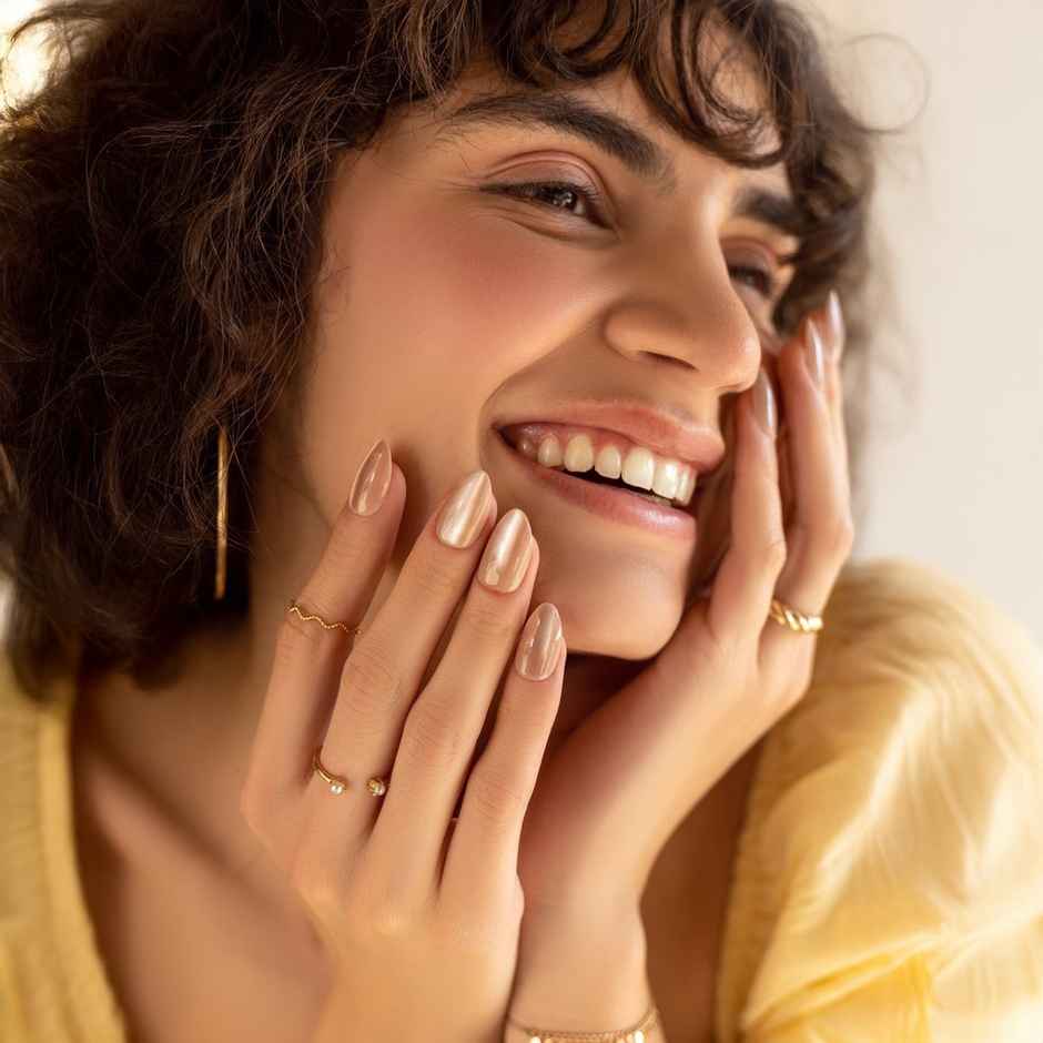 Pep Nails Cat Eye Medium Almond Nude Soft Gel Reusable Press On Nails 30 Nail Tips