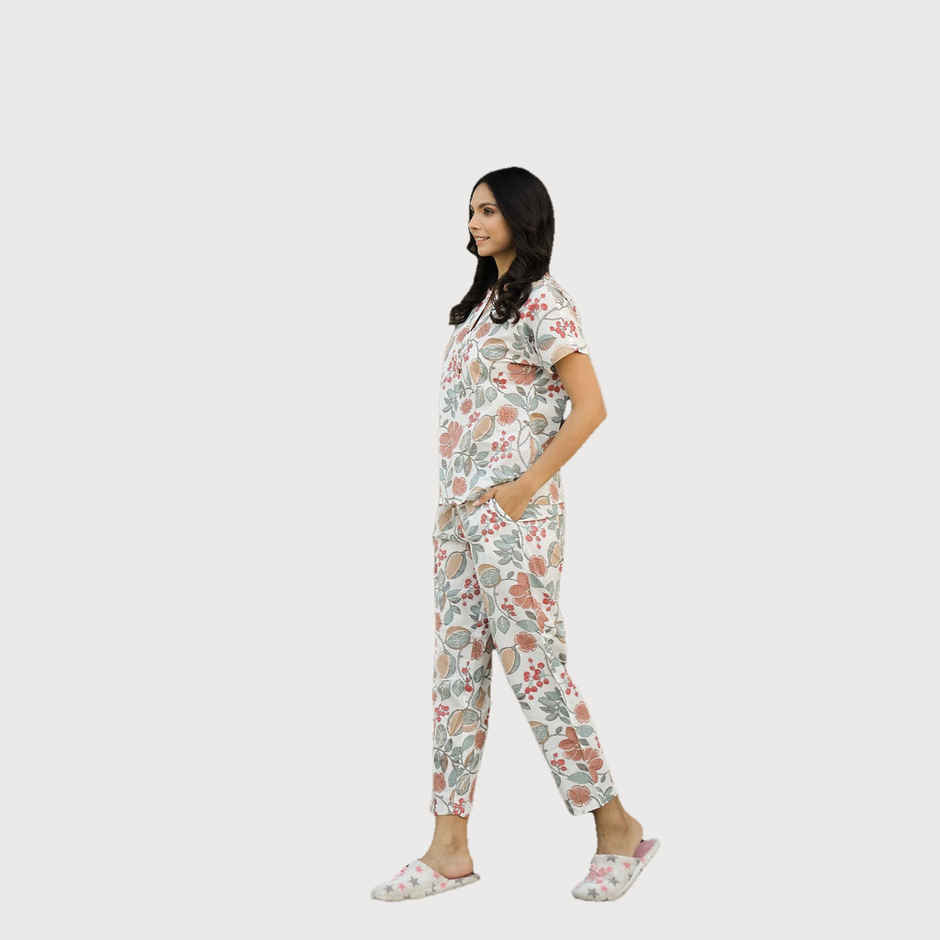 Sanskrutihomes Women's Printed Pure Cotton Night Suit | White - L