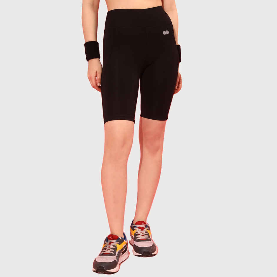 Clovia Snug Fit High-Rise Active Shorts (Black - L)