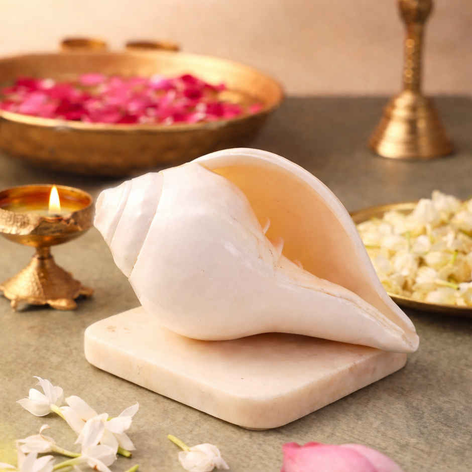Blowing Shankh Big | Attracts Positive Energies | Cleanses Aura | Pujashree