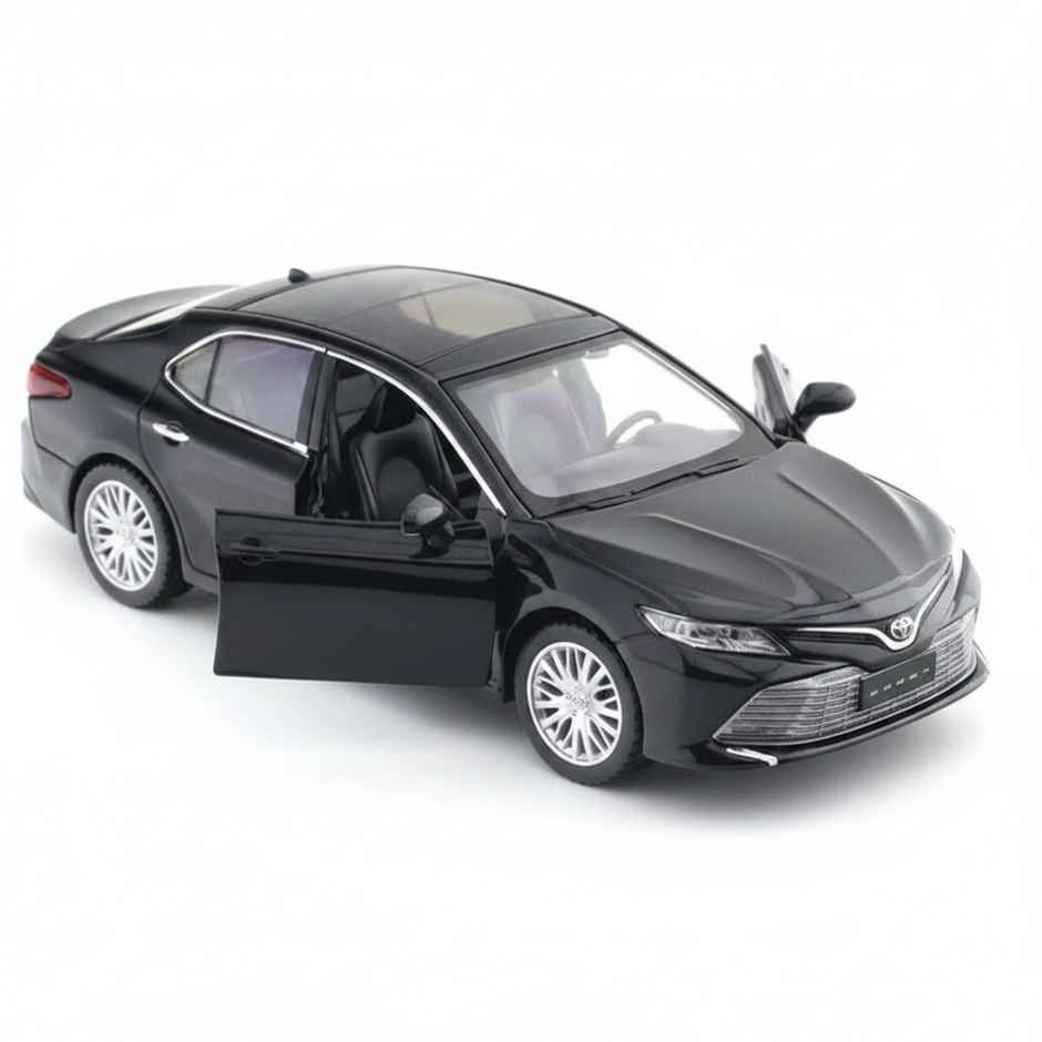 MSZ Licensed 1:32 Toyota Camry Die-cast Vehicle