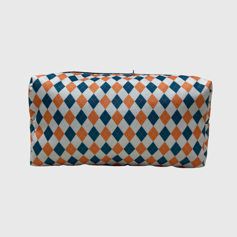 H M International Unisex Polyester 10 L Travel Pouch | Assorted - One Size