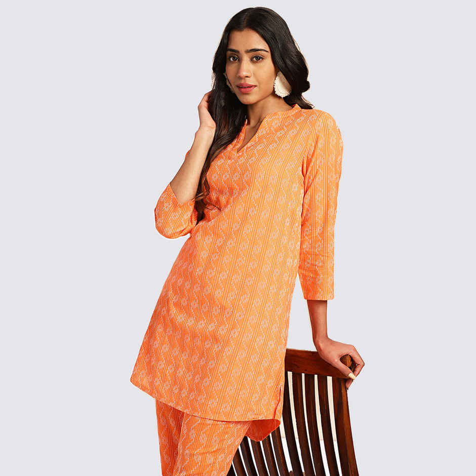 Janasya Women's Orange Pure Cotton Woven Design Regular Co-ord Set - S