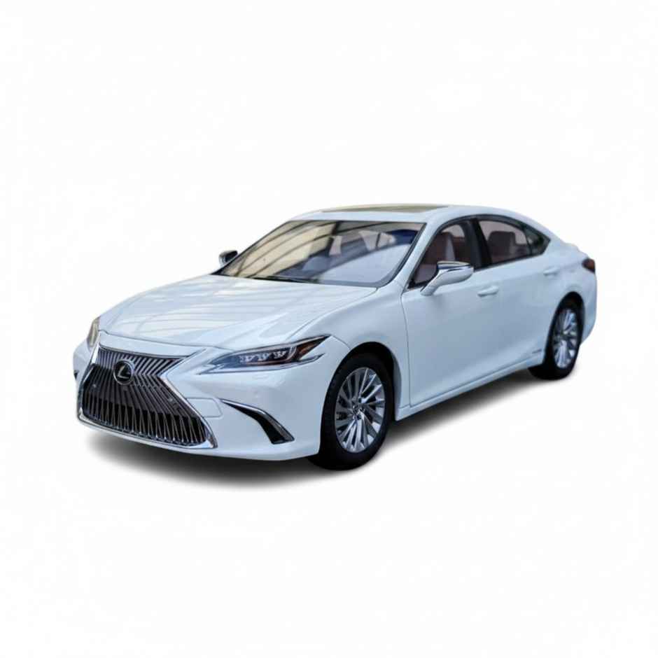 MSZ Licensed 1:32 Lexus Die-cast Vehicle