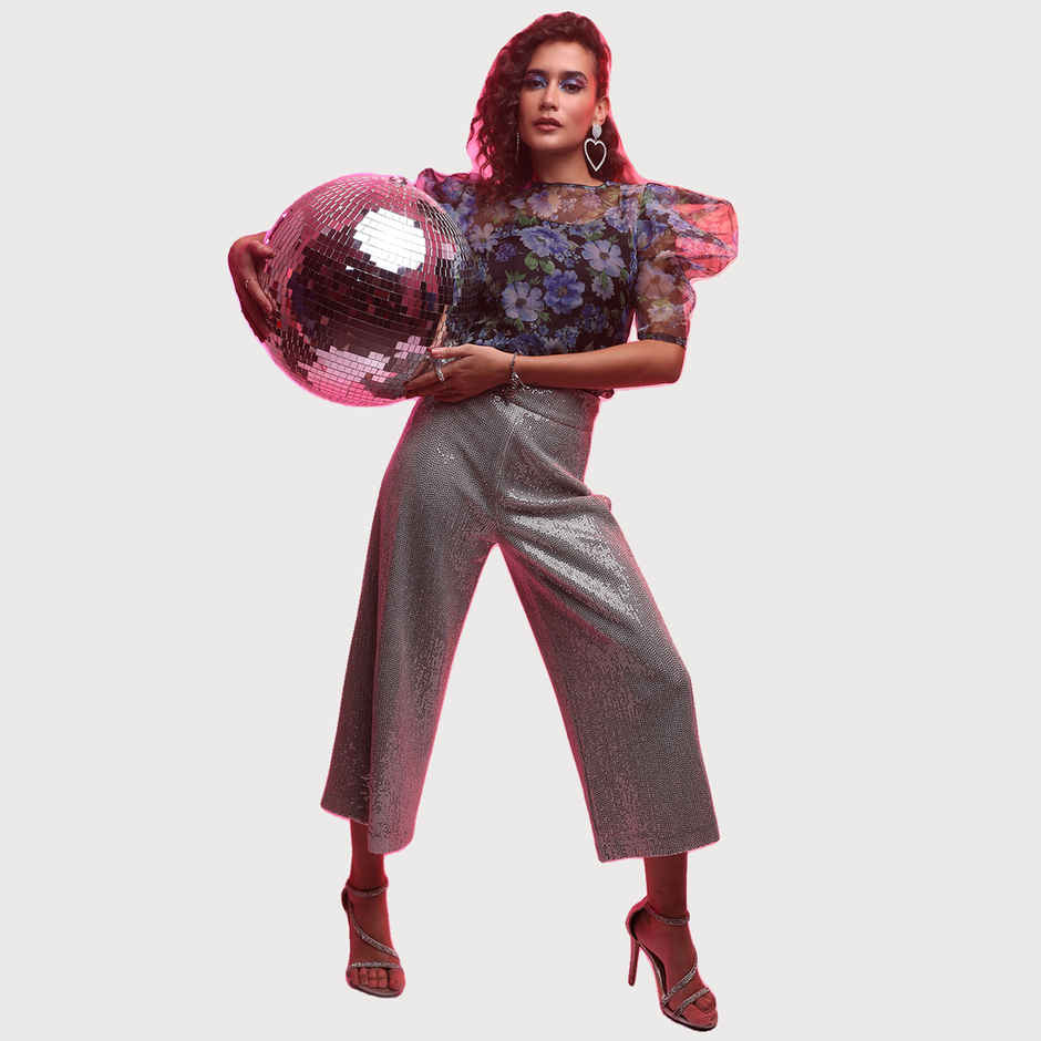 Tokyo Talkies Women's Floral Printed Puff Sleeves Top | Blue and Black - M