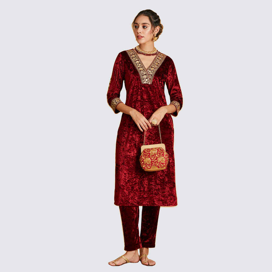 Shae by SASSAFRAS Women's Velvet Straight Kurta | Maroon - L