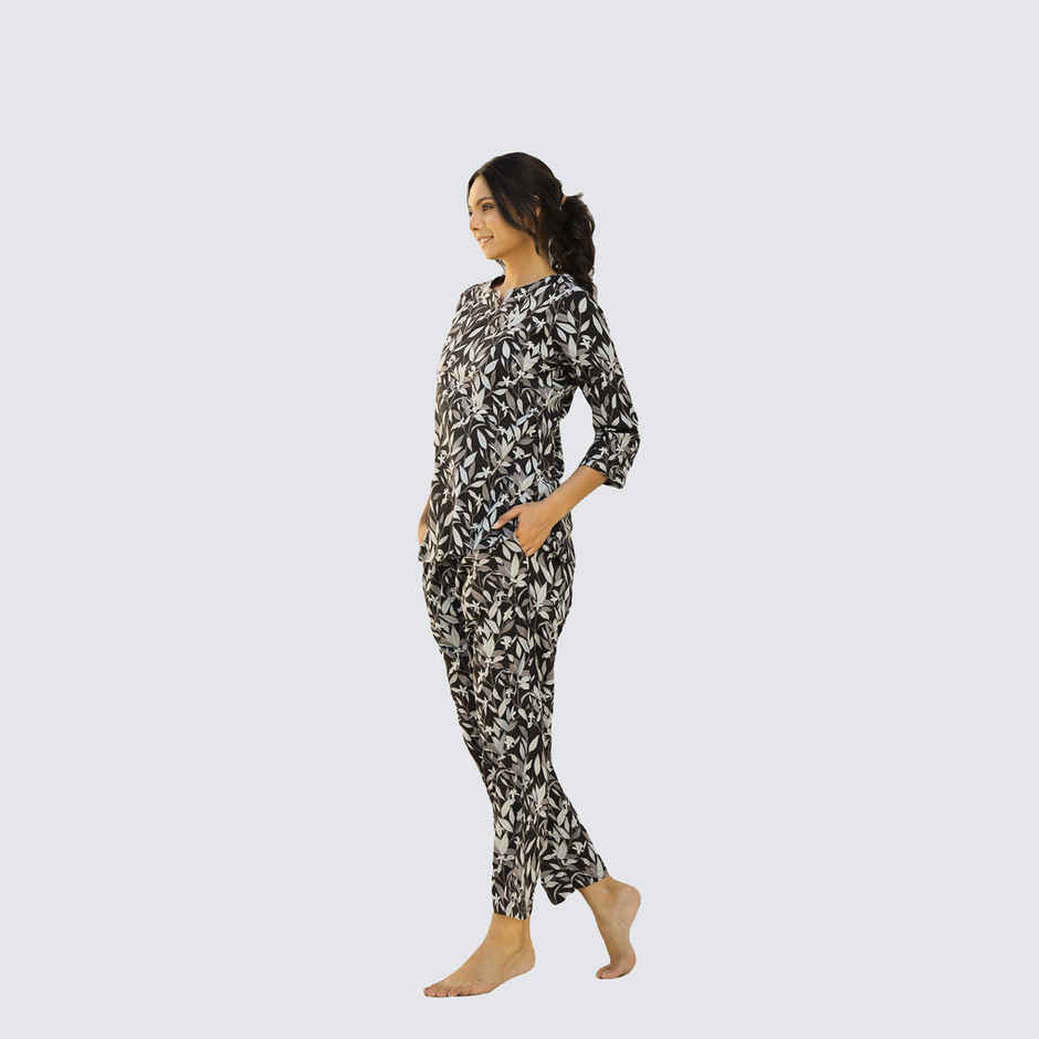 Sanskrutihomes Women Printed Pure Cotton Night Suit | Black - White | S