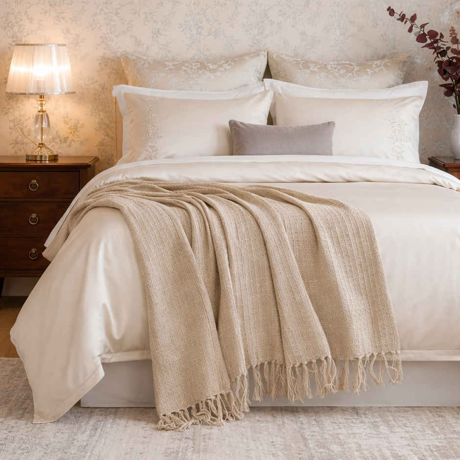 Elegant Weavers Cream Throw