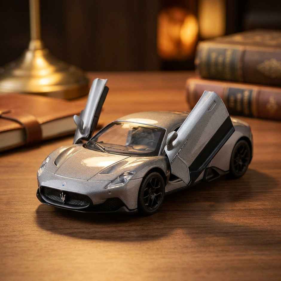 MSZ Licensed 1:32 Maserati MC20 Die-cast Vehicle