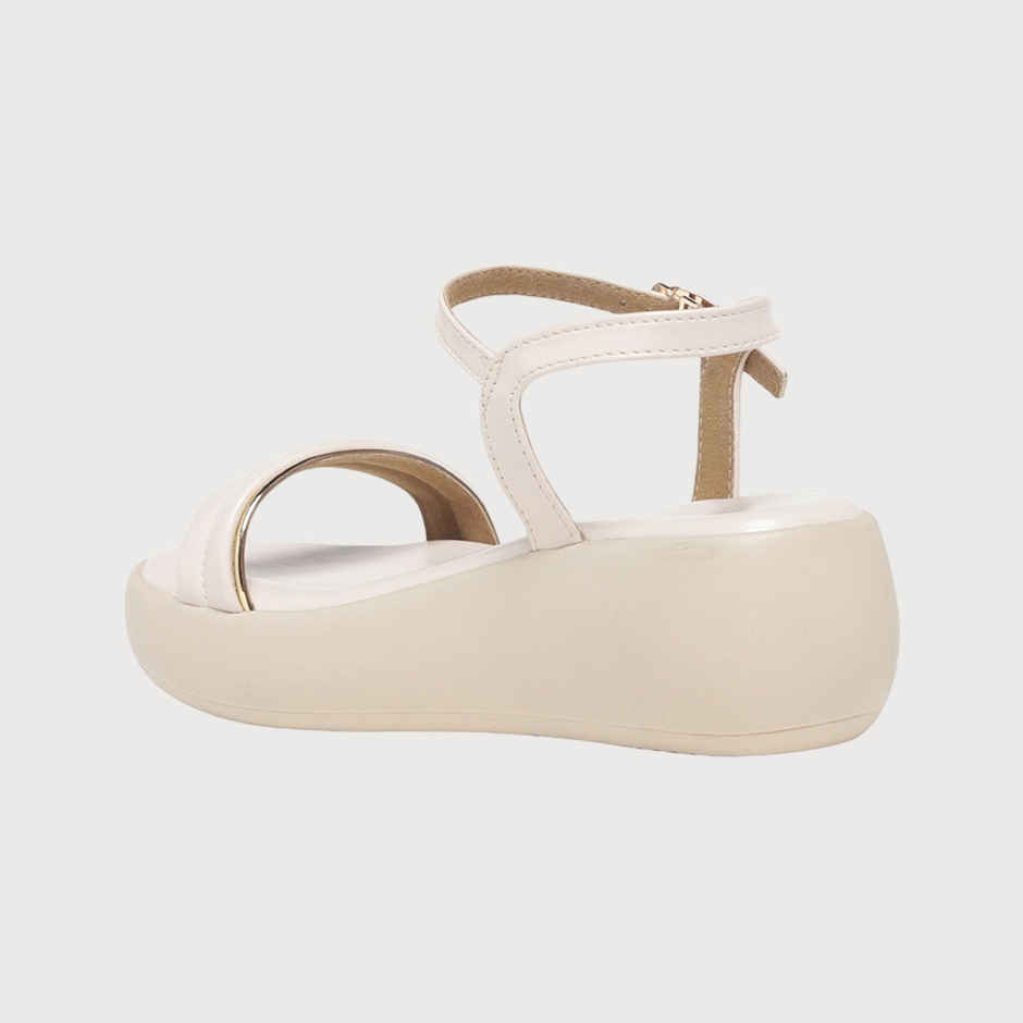 Monrow Women's Verina Cream Flatform Heels | UK6