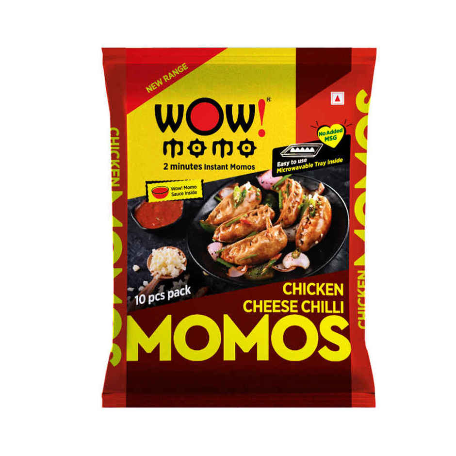 Wow! Chicken Cheese Chilli Momos | Spicy & Cheesy