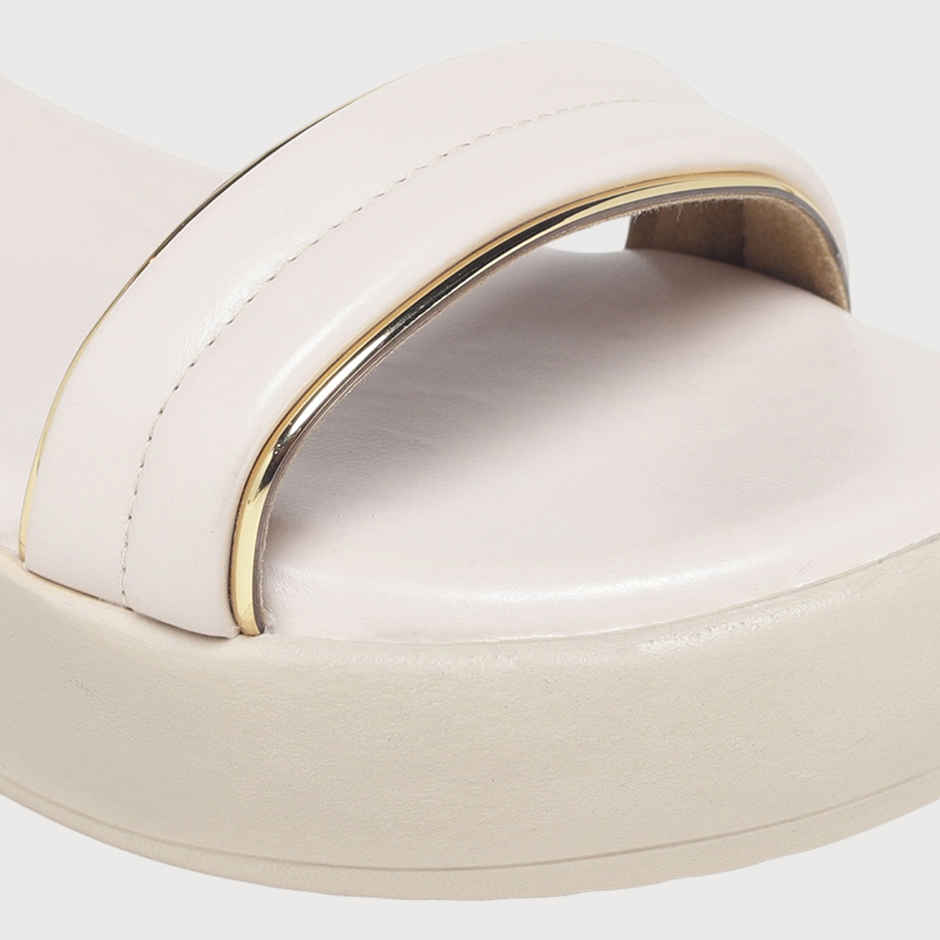 Monrow Women's Verina Cream Flatform Heels | UK6