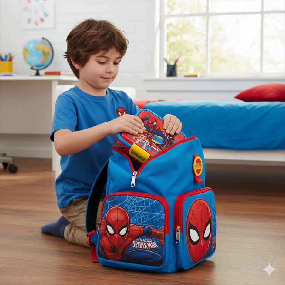 Striders Supreme Multi Compartment Sandwich Box Spiderman Moving Target
