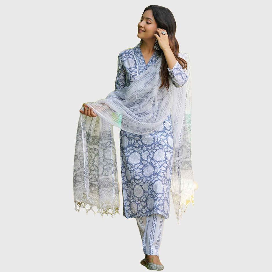 Divena Women s Sky blue Hand Block Printed Straight kurta Pant Set with Dupatta | DK0755 | M