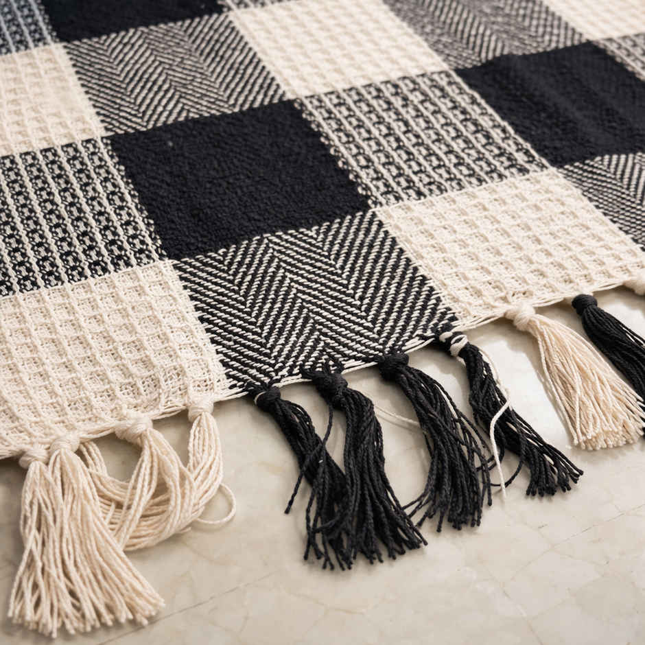 Elegant Weavers Sepia Throw