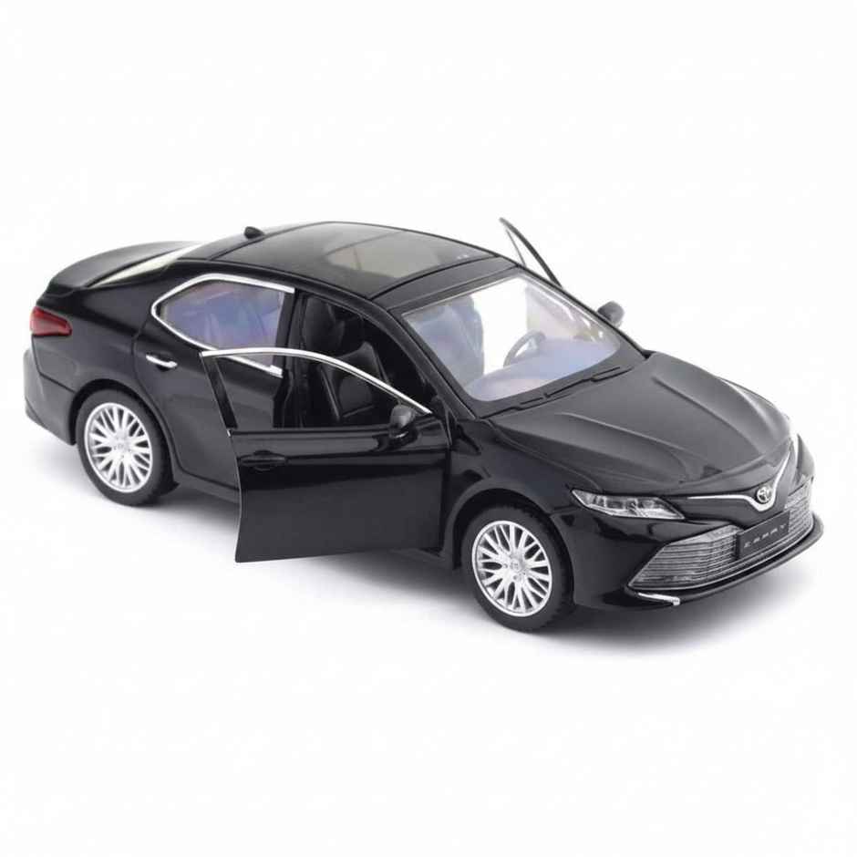 MSZ Licensed 1:32 Toyota Camry Die-cast Vehicle