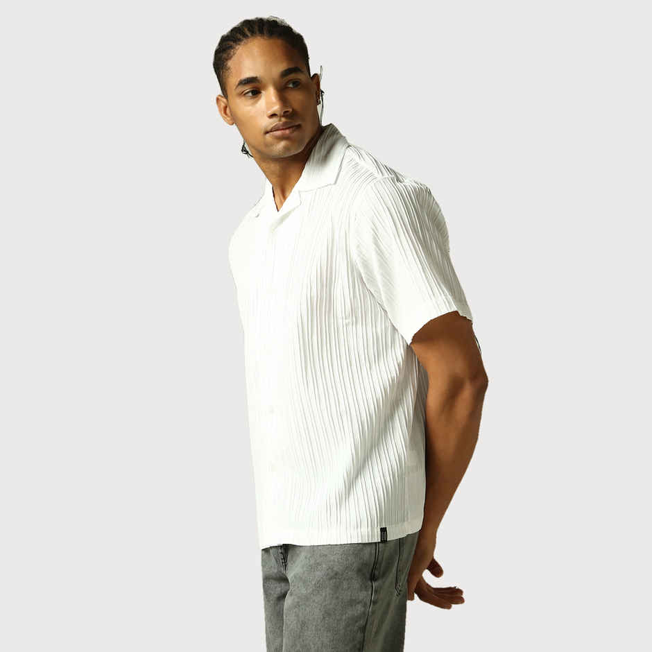 Hubberholme Men's Opaque Solid Cuban Collar Textured Fabric Oversized Casual Shirt | White - 40