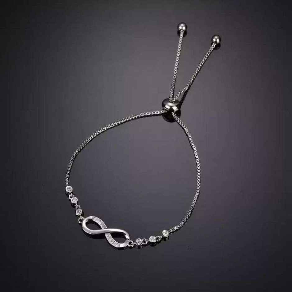 Estailo Fashion Bling Blogger Infinity Bracelet | B0000412 | Silver