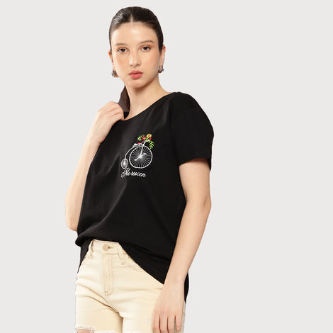 Dillinger Women's Boxy Regular Embroidery Crew Neck T-shirt | Black - M