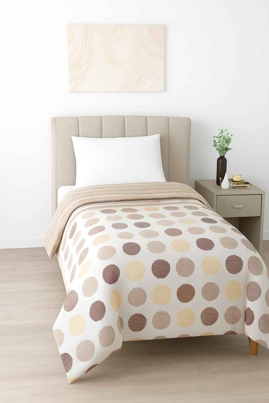 Dream Living Luxury Single Bed Comforter | Beige - 60 x 90 in