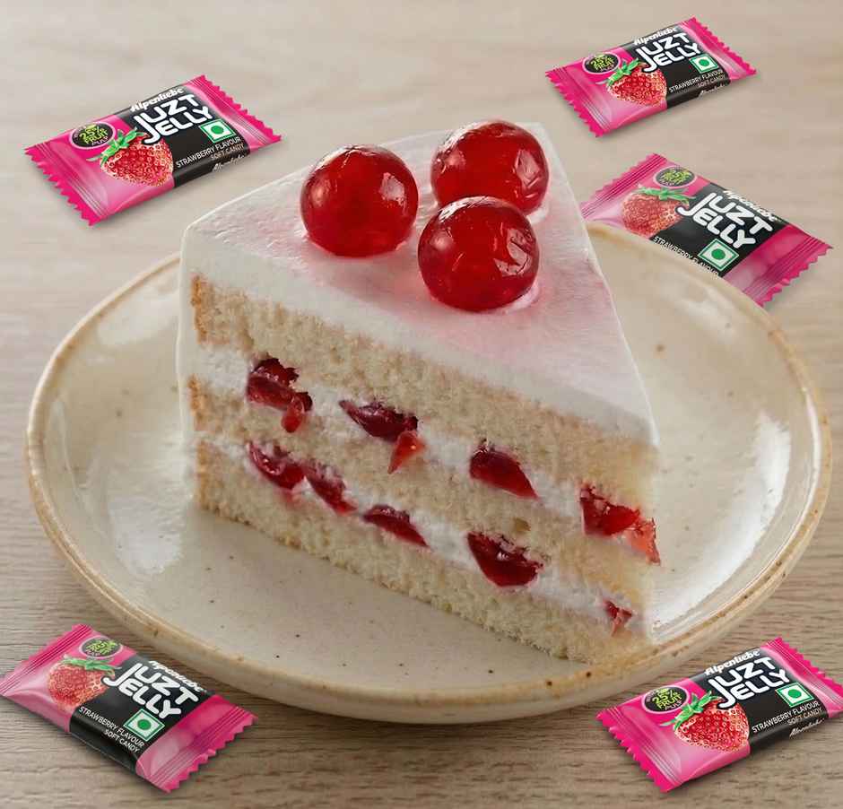 Alpenliebe Juzt Jelly Strawberry Soft Candy Pouch