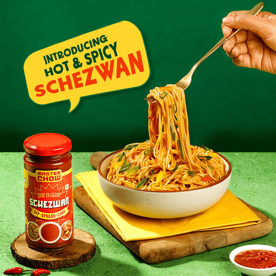 Masterchow Schzewan Chutney(250gms) & Lay'S Classic Salted Potato Chips(50gms) Combo