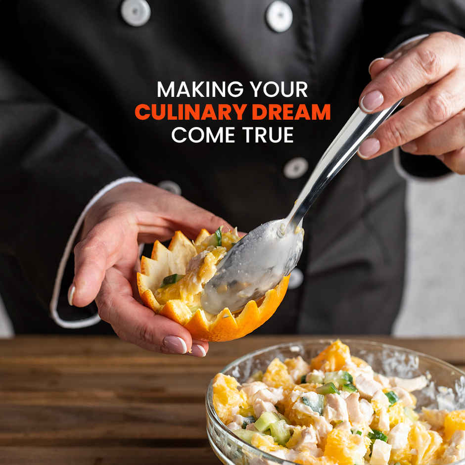 Habitat Basic Smart Newport 9 Inch - Pan shaped serving spoon