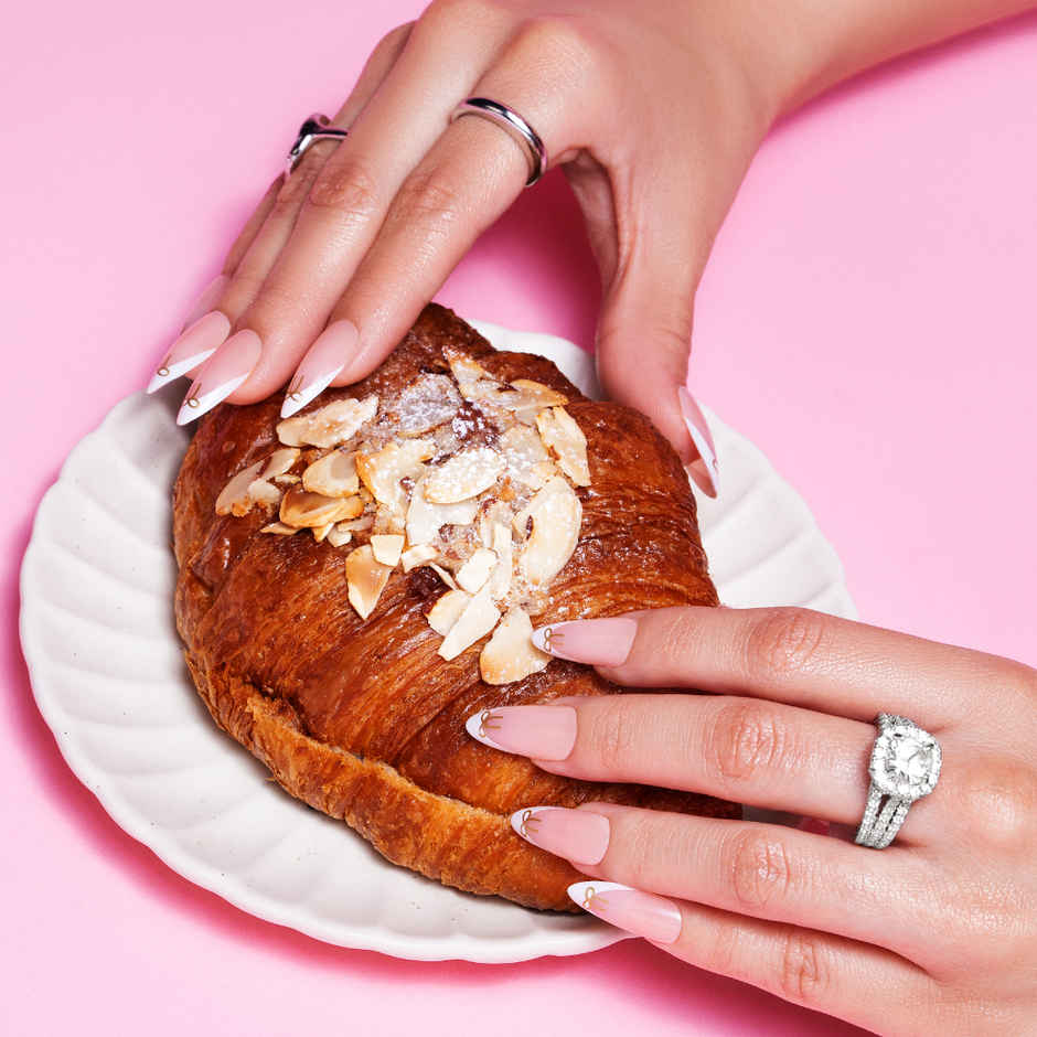 Typsy Beauty Press Play Instant Luxury Press-On Nails Kit - Ballerina Bow 10