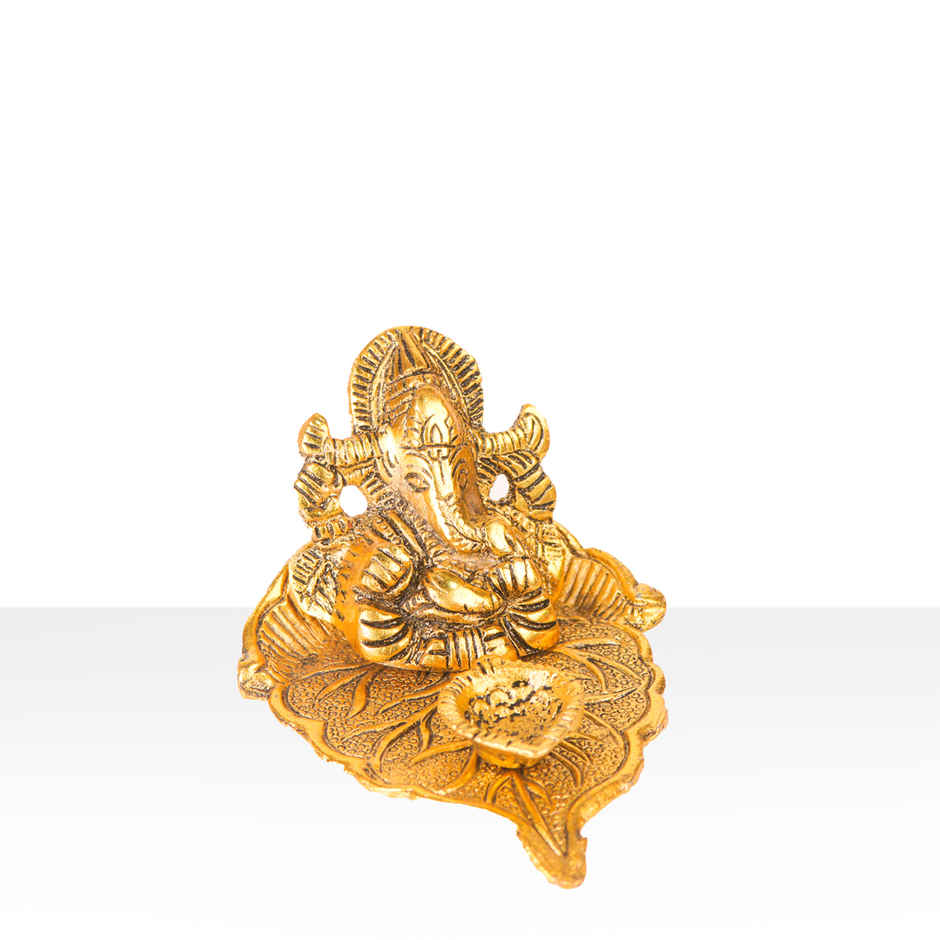 Diya Ganesh on Gold Peepal Leaf | Golden | Metal | Diya-Pooja | Devnidhi