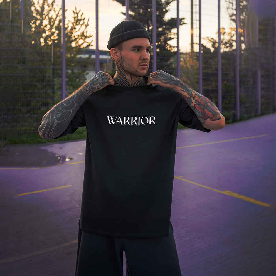 Mad Over Print Men's Warrior oversized T-shirt | Black - S