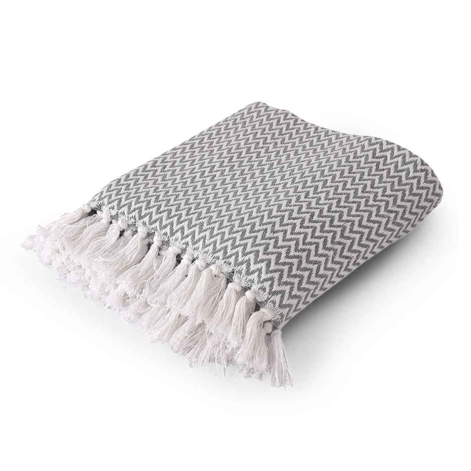 Sashaa World Chevron Delight Grey Ivory Versatile Cotton Throw