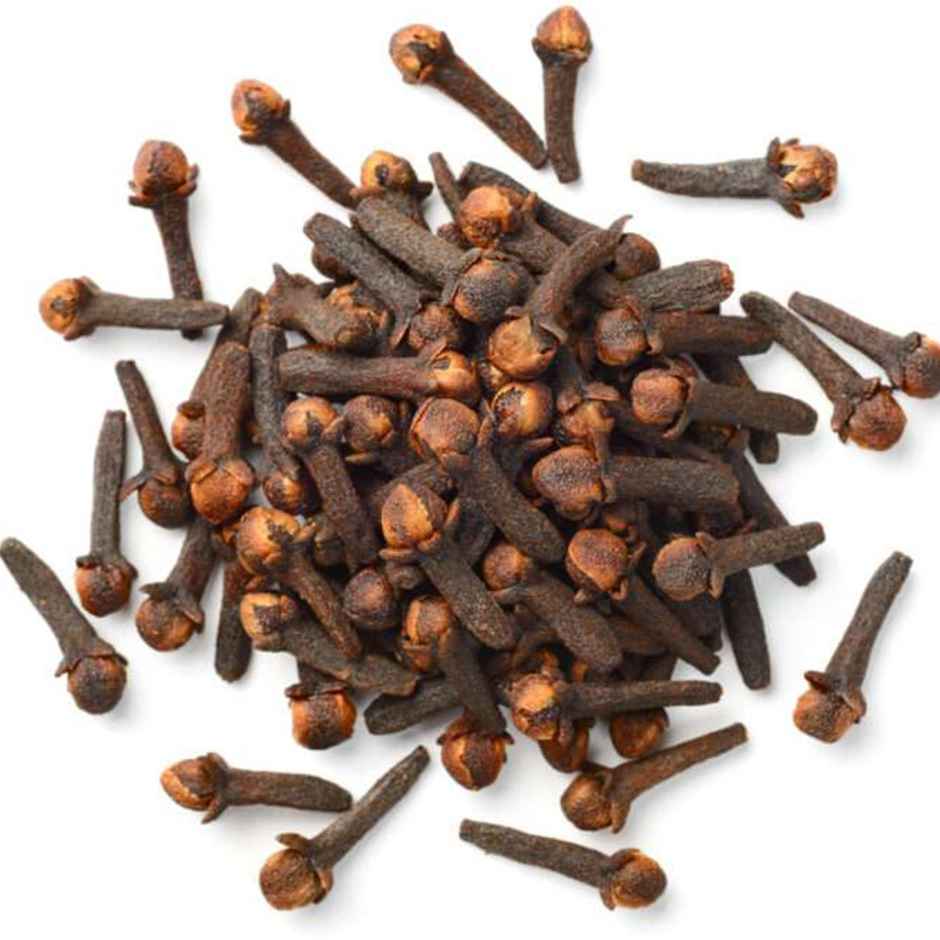 Clove | Laung | Pujashree