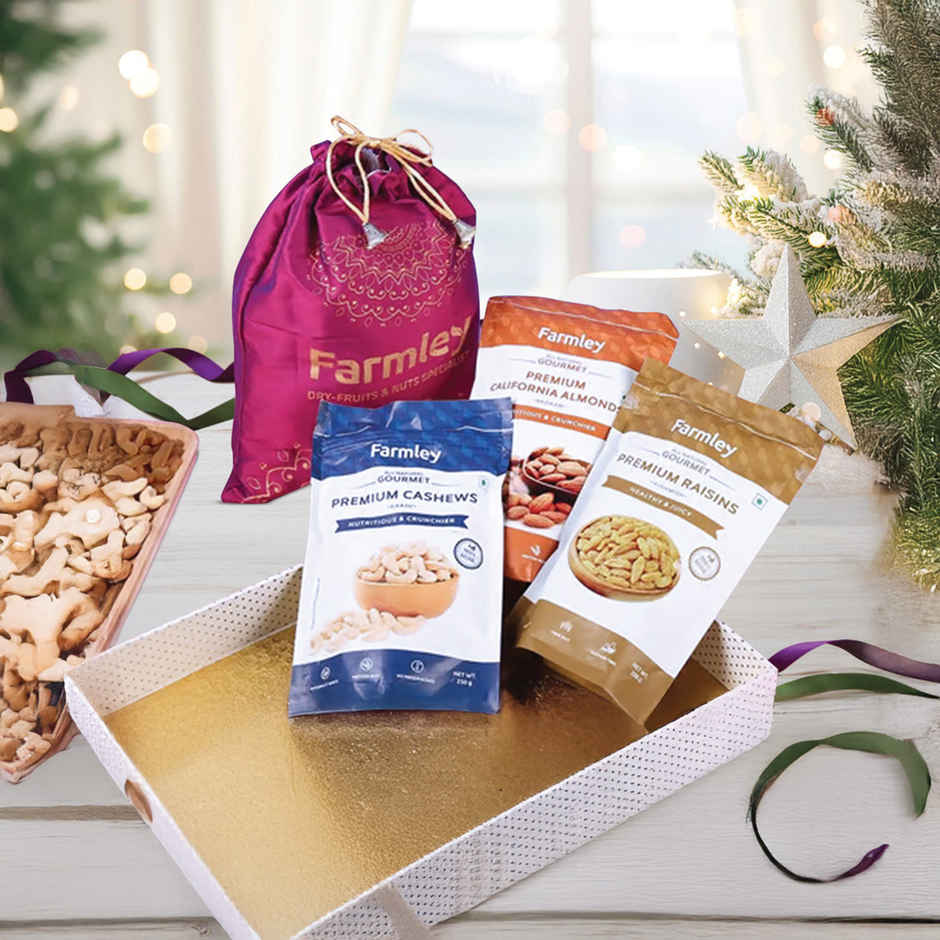Farmley Mix Dry Fruit Gift Pack Potli | 700g | Almonds 250g, Cashews 250g, Raisins 200g Combo