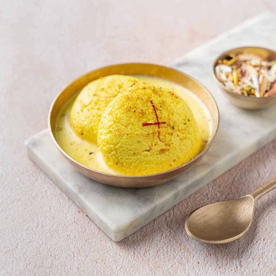 Chole Kulche + Kesari Rasmalai