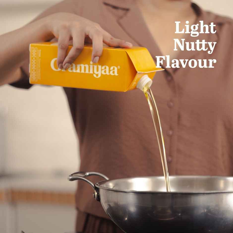 Gramiyaa Wood Cold Pressed Groundnut Oil (1l) & Gramiyaa Wood Cold Pressed Sesame Oil (500ml) Combo