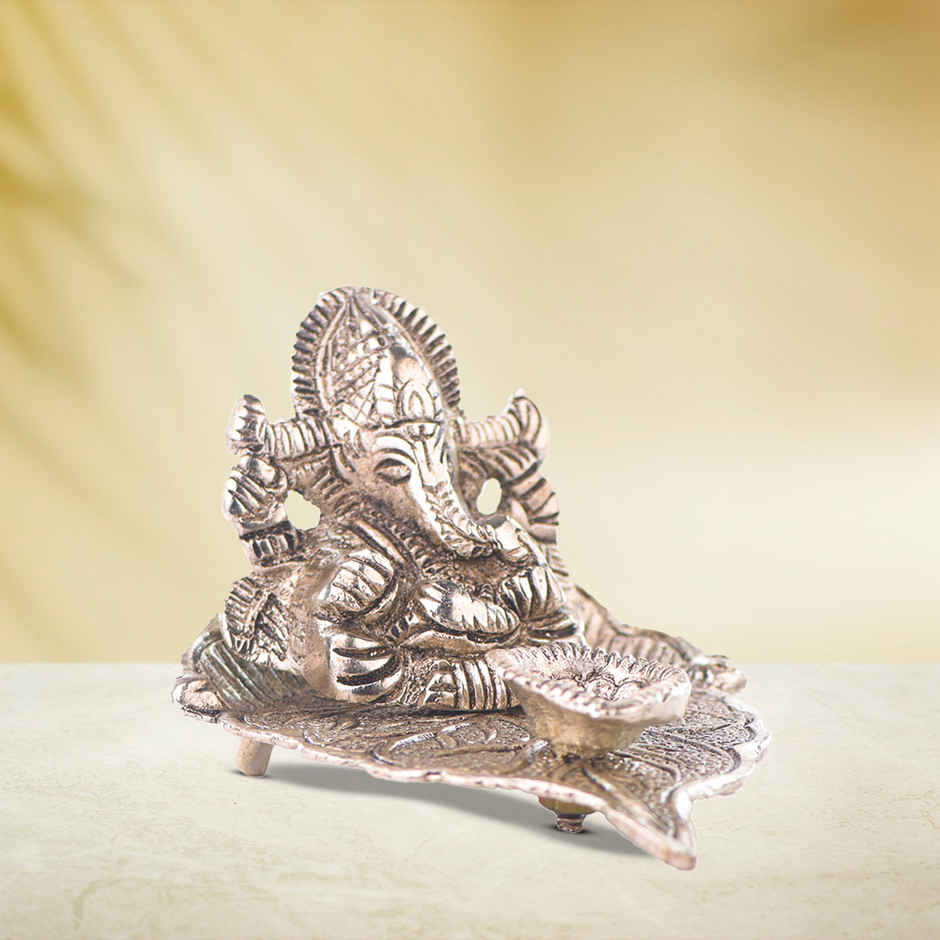 Diya Silver Plated Ganesh Ji on Peepal Leaf | Devnidhi