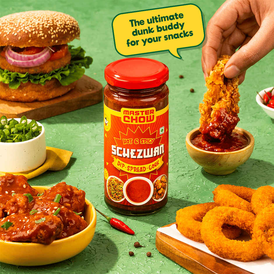 Masterchow Schzewan Chutney(250gms) & Beyond Snack Kerala Banana Chips Original Style(75gms) Combo