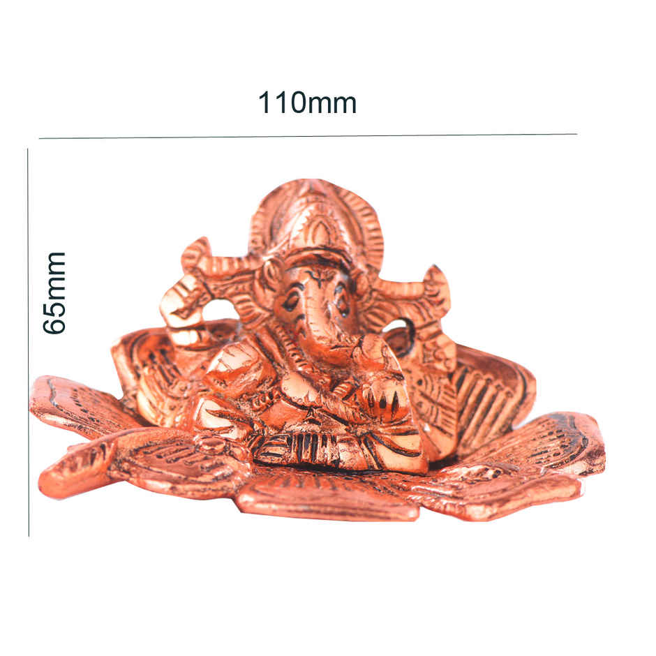 Ganesh Ji Idol on Flower in Gold Polish | Devnidhi