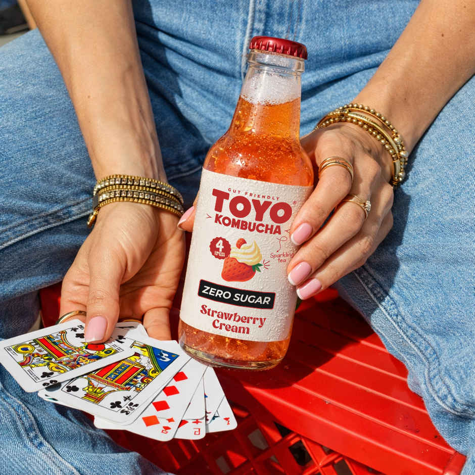 Toyo Kombucha Zero Sugar Strawberry Cream