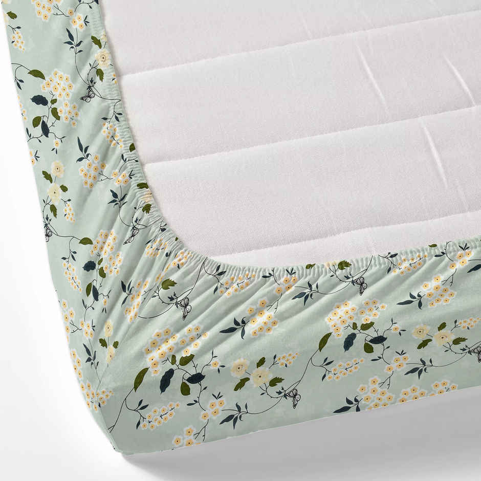 DREAM WEAVERZ Elastic Fitted Double Bedsheet | 2 Frill Pillow Covers | Polycotton | Light Green