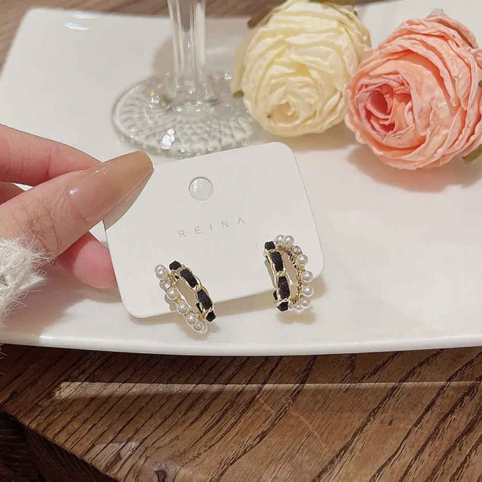 Estailo Fashion Women's Jewellery Earrings Black & White OS | E0000905