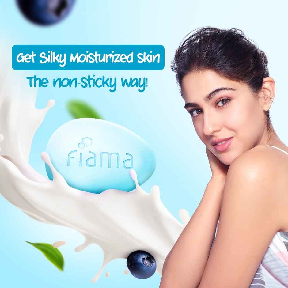 Fiama Moisturizing Soap Bar Japanese Hokkaido Milk & Blueberry Non-Sticky Moisturization