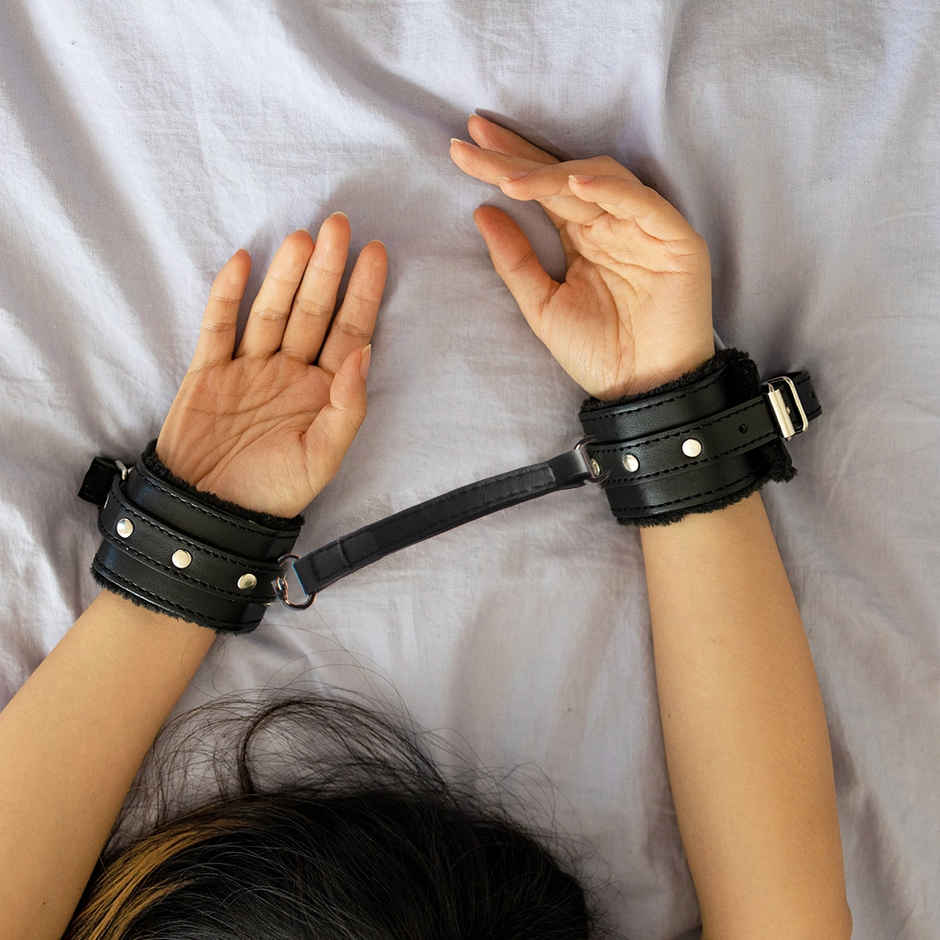 Durex Playthings - Hands Off Handcuff