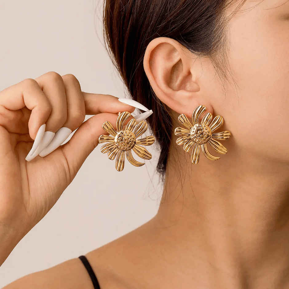 Estailo Fashion As Pretty Flower Earrings | E0001606 | Gold